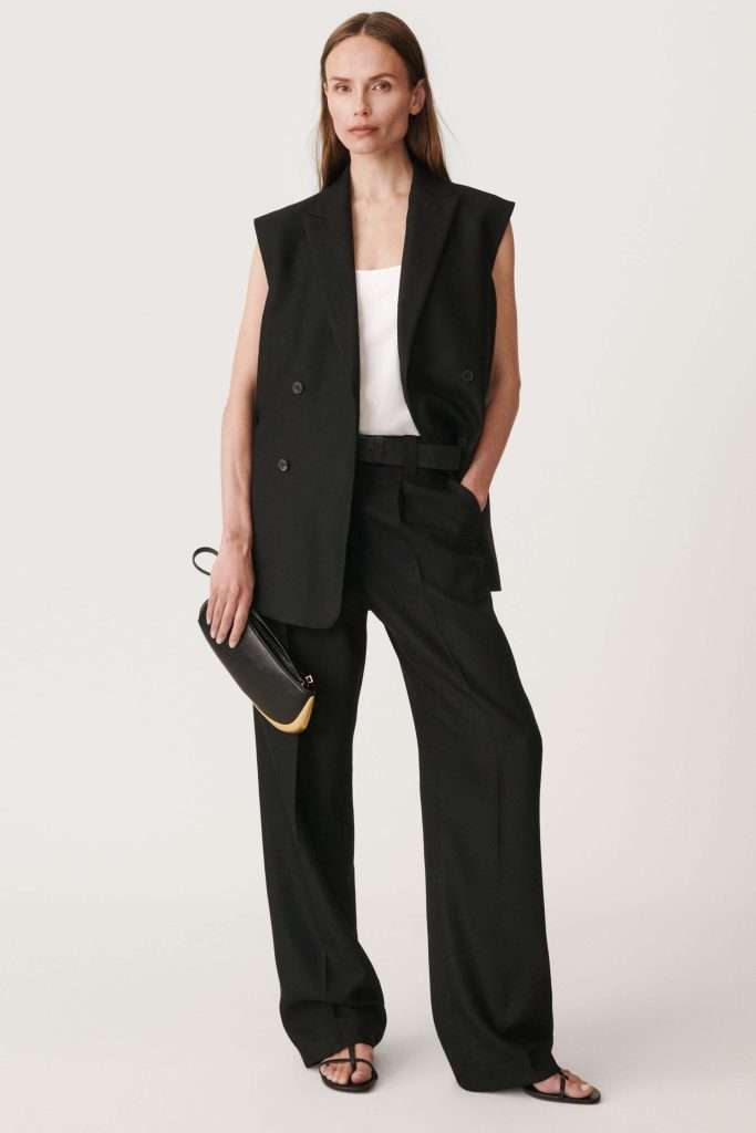 zara crni prsluk
