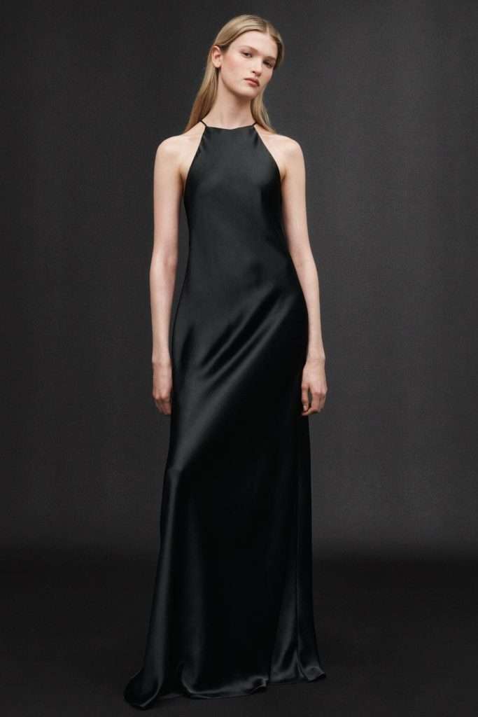 zara maxi crna satenska haljina